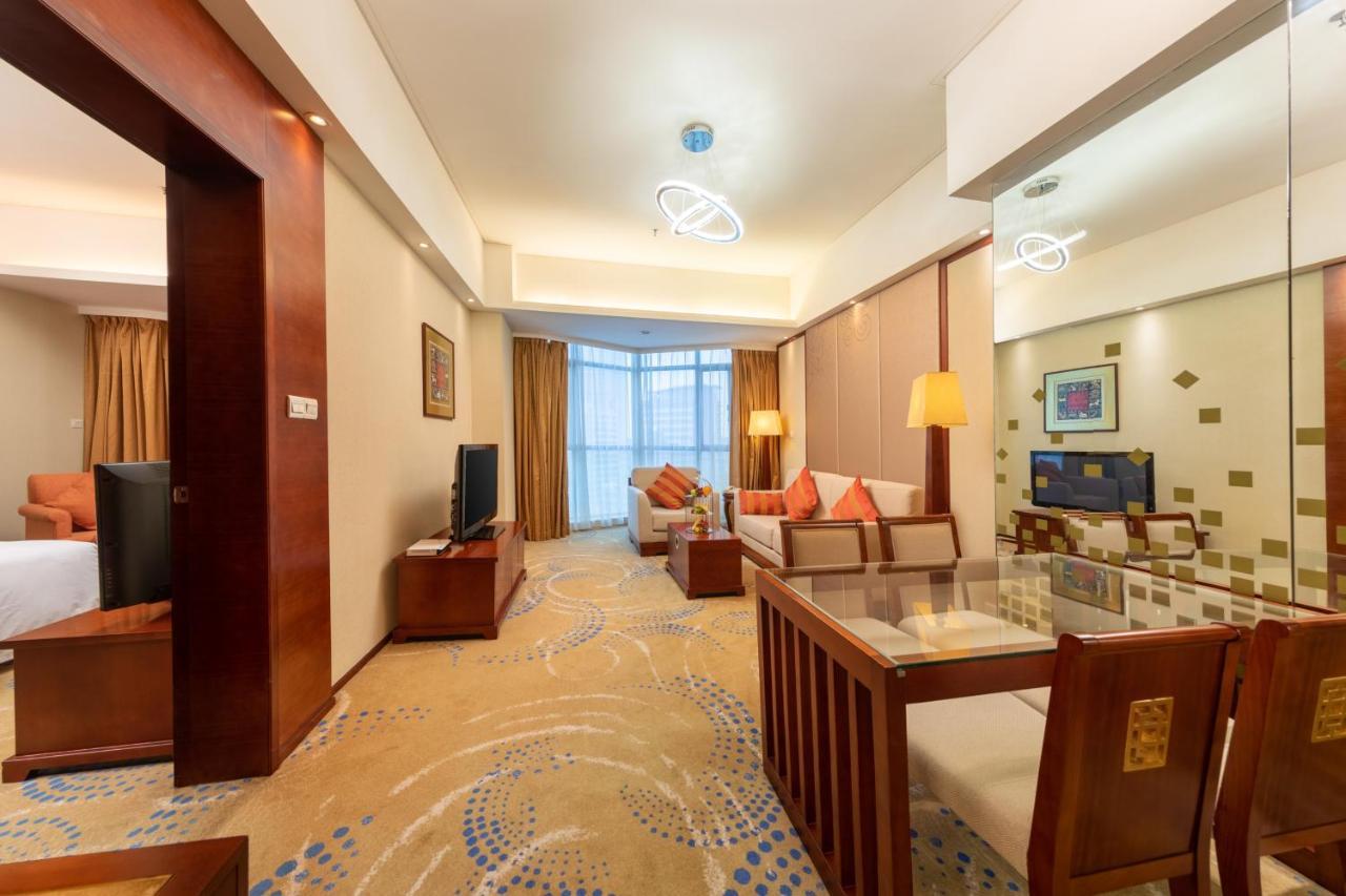 Crowne Plaza Foshan By Ihg - Canton Fair Free Shuttle Bus Exterior photo